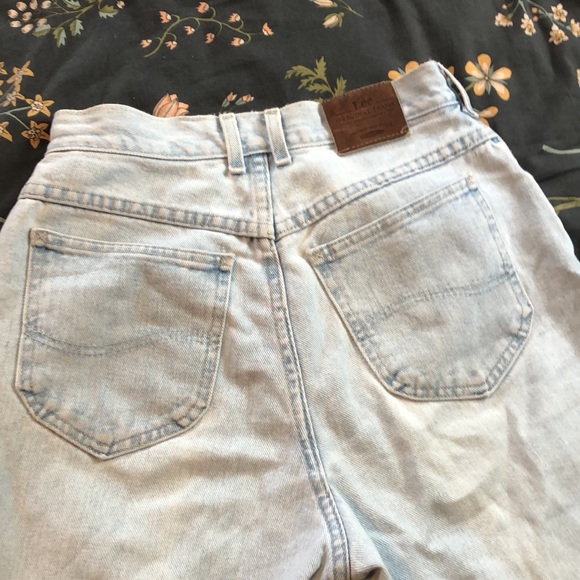 Vintage Lee High Waist Light Wash Straight Leg Authentic Mom Jeans - Picture 8 of 13